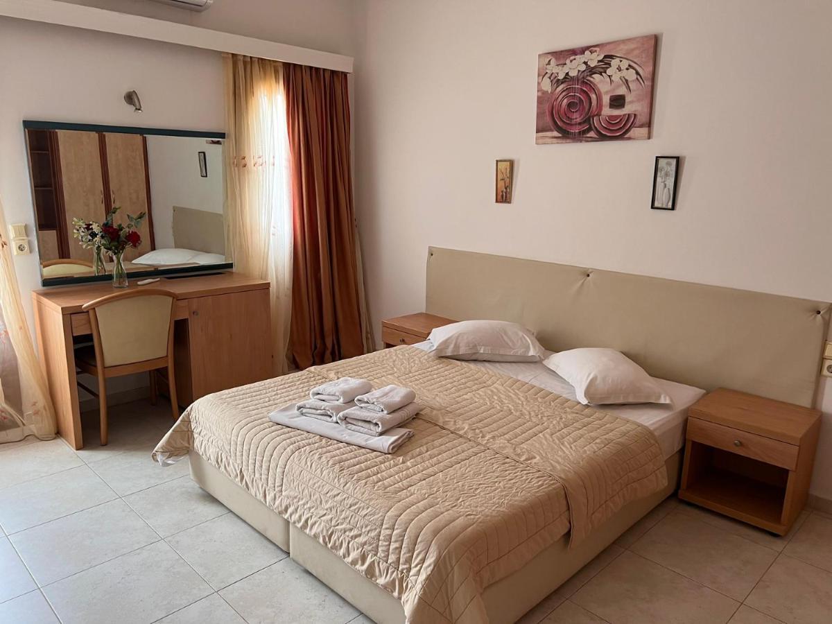 Birds Villa Apartments - Including Car Rental Períssa Extérieur photo
