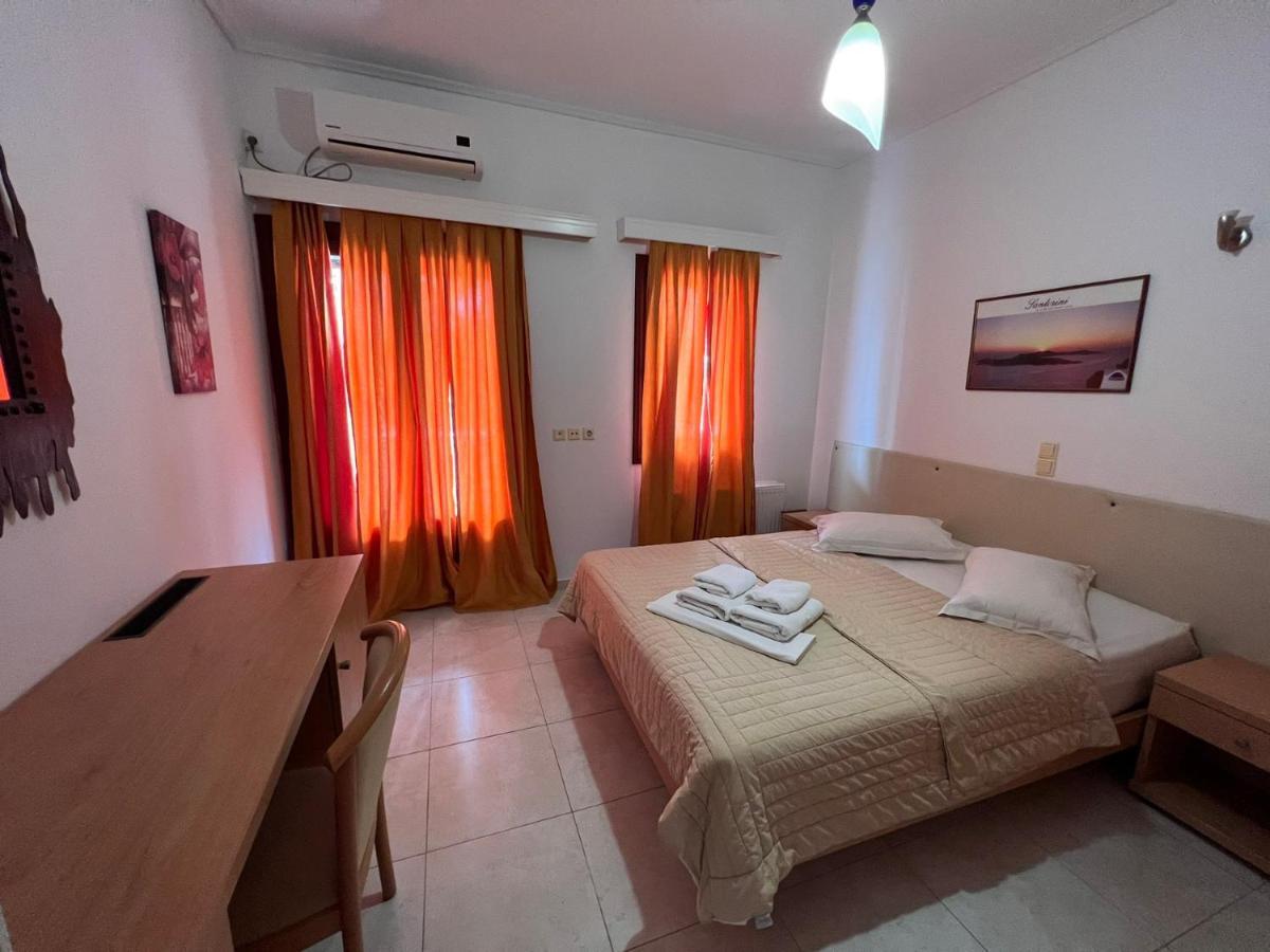 Birds Villa Apartments - Including Car Rental Períssa Extérieur photo
