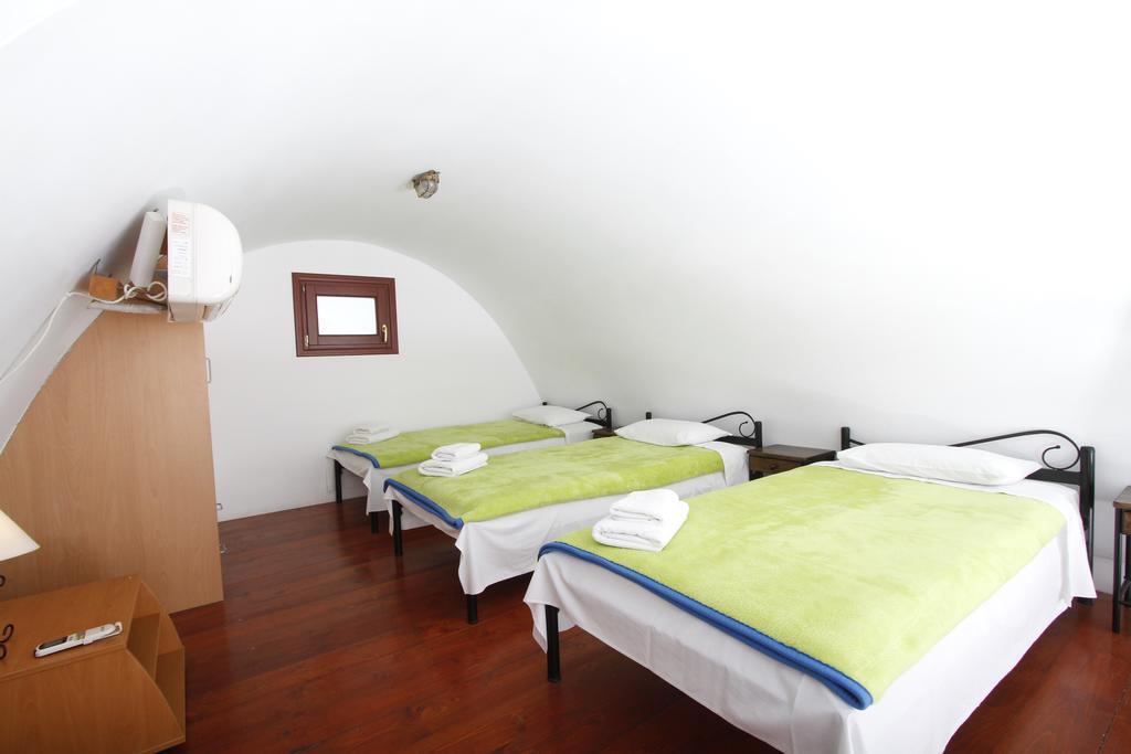 Birds Villa Apartments - Including Car Rental Períssa Extérieur photo