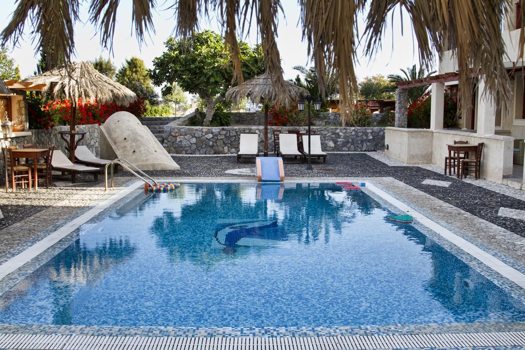Birds Villa Apartments - Including Car Rental Períssa Extérieur photo